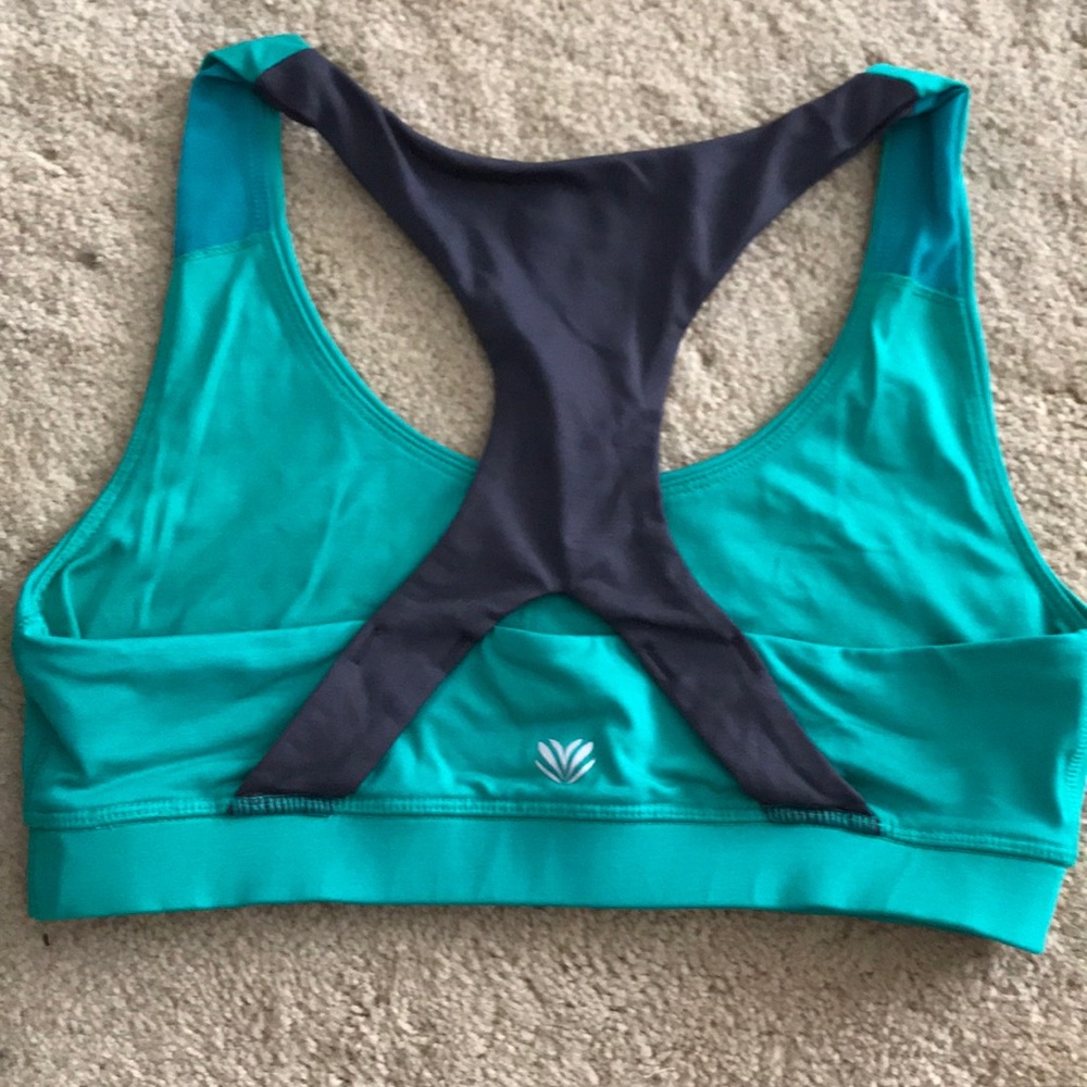 ✨FREE F21 Sports Bra w/ Purchase✨